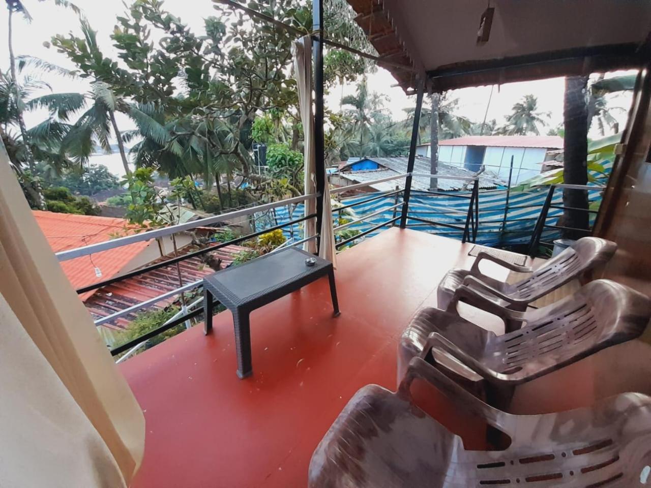 Shiv Sai Huts Hotel คานาโคนา ภายนอก รูปภาพ
