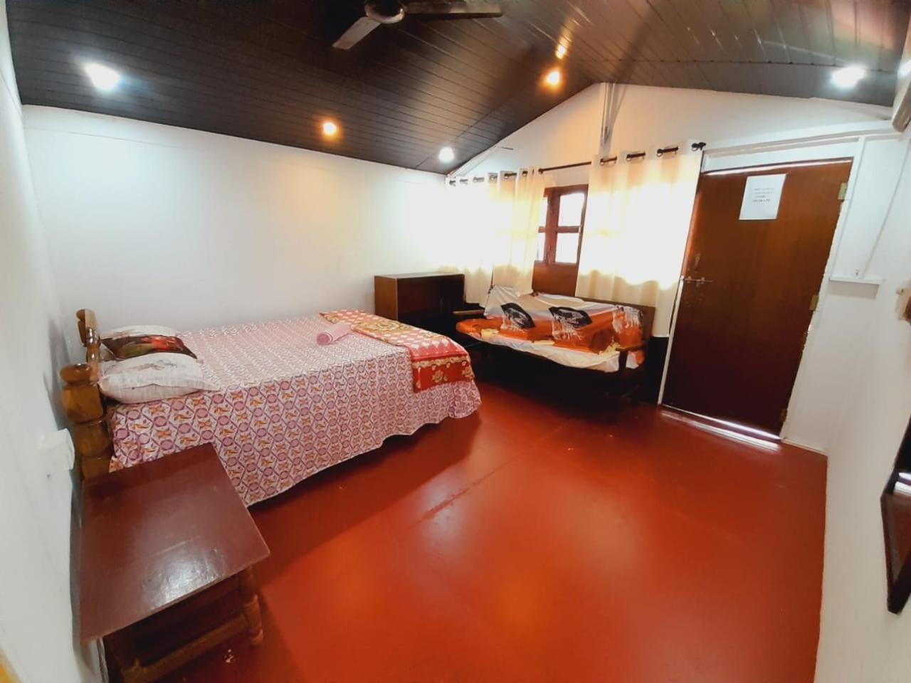 Shiv Sai Huts Hotel คานาโคนา ภายนอก รูปภาพ