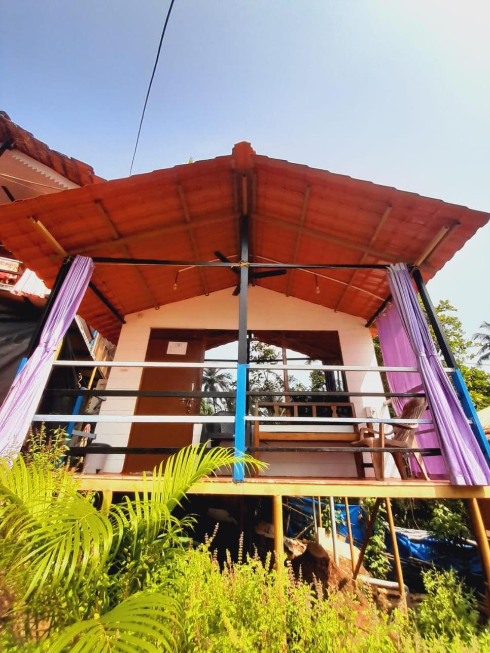 Shiv Sai Huts Hotel คานาโคนา ภายนอก รูปภาพ